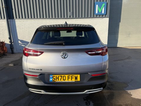 Vauxhall Grandland X 1.2 Turbo SRi Nav Auto Euro 6 (s/s) 5dr 6
