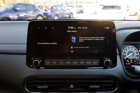 Hyundai KONA T-GDI PREMIUM MHEV 30