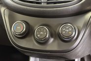 Vauxhall Viva 1.0i SE Hatchback 5dr Petrol Manual Euro 6 (a/c) (75 ps) 37