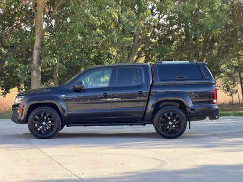 Volkswagen Amarok 3.0 Amarok Aventura Black Edition V6 TDI 4Motion Auto 4WD 7