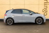 Volkswagen ID.3 FAMILY 9