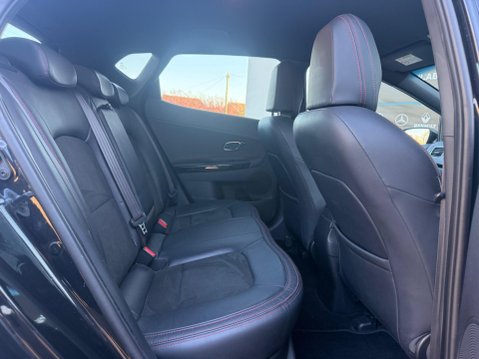 Kia Ceed 1.6 T-GDi GT Tech Euro 5 5dr 47