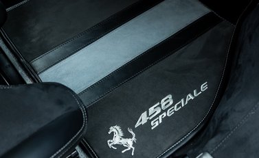 Ferrari 458 Speciale 21