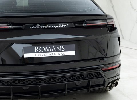 Lamborghini Urus 25