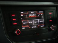 SEAT Arona TSI SE 37