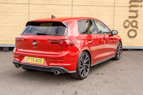 Volkswagen Golf GTI TSI DSG