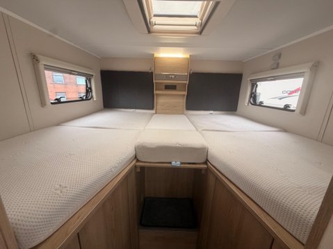 Elddis Autoquest BLUE HDI 335 L3 C/C TLL 10