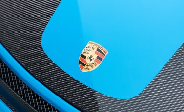 Porsche 911 GT2 RS Weissach (991) 33
