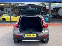 Volvo XC40 2.0 XC40 Inscription Pro T4 Auto 5dr 65