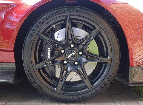 Aston Martin Vantage GT8 15