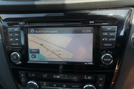 Nissan Qashqai TEKNA DIG-T.. 6 SERVICES.. GLASS ROOF.BOSE.CRUISE CONTROL  26