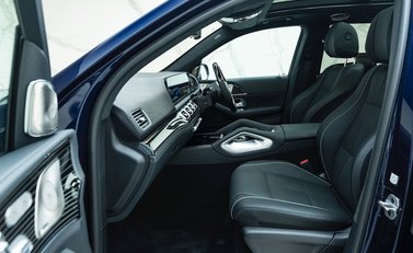 Mercedes-Benz GLS 600 20