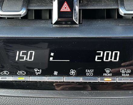Toyota Corolla 1.8 Corolla Icon HEV CVT 5dr 47