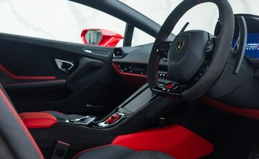 Lamborghini Huracan TECNICA 13