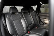 Land Rover Range Rover Sport SVR CARBON EDITION. DEPLOYABLE SIDE STEPS. MATRIX LEDs. CARBON FIBRE ENGINE BAY 19