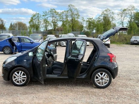 Toyota Yaris 1.3 VVT-i TR Hatchback 5dr Petrol Manual (141 g/km, 85 bhp) 14