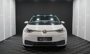 Volkswagen ID.3 FIRST EDITION FVWSH Adaptive Cruise 19" Alloys Rev Camera Keyless Entry 10