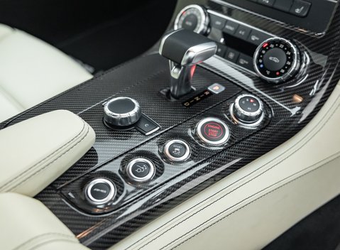 Mercedes-Benz SLS AMG 29