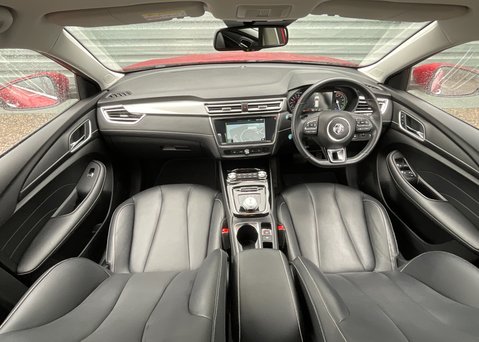 MG MG5 61KWH EXCLUSIVE 16