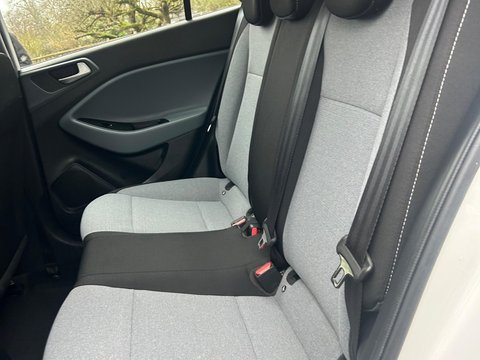 Hyundai i20 1.4 SE Euro 6 5dr 13