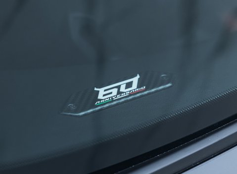 Lamborghini Huracan LP640-4 EVO 24