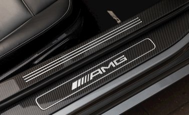 Mercedes-Benz SLS AMG Roadster 22