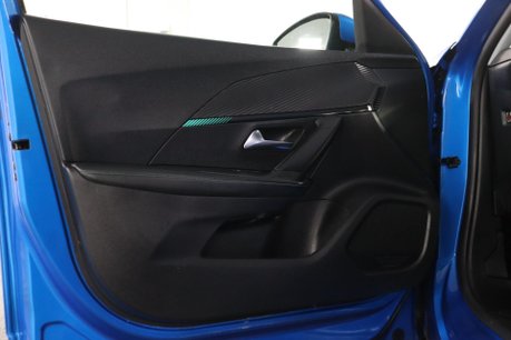 Peugeot 2008 ALLURE PREMIUM 43