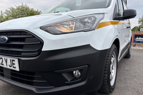 Ford Transit Connect 220 L1 Base 100 ps Tdci Panel Van - Air Con / Rear Camera 28