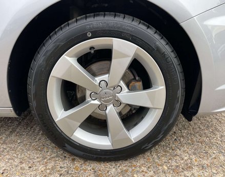 Audi A1 1.0 A1 Sport TFSI Semi-Auto 3dr 13