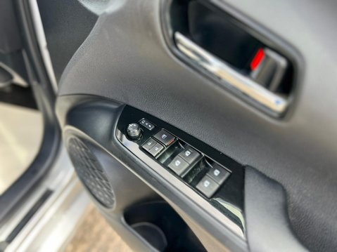 Toyota Prius VVT-I ACTIVE 50