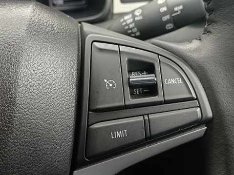 Suzuki Ignis 1.2 Dualjet MHEV SZ5 Euro 6 (s/s) 5dr 13