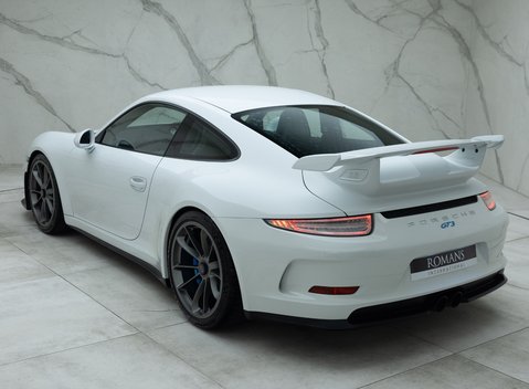 Porsche 911 GT3 (991) 9