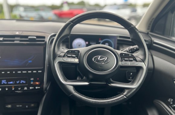 Hyundai TUCSON T-GDI PREMIUM 29