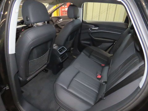 Audi E-Tron 50 Technik SUV 5dr Electric Auto quattro 71.2kWh (313 ps) 8