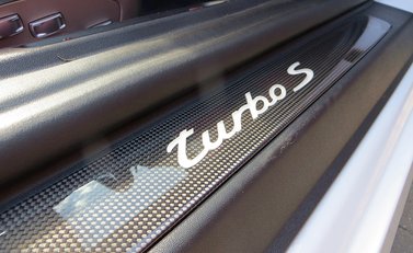 Porsche 911 (991) Turbo S Cabriolet 6