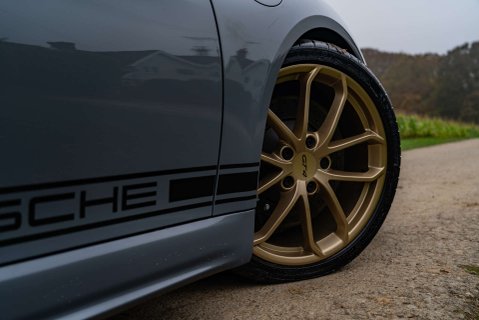 Porsche 718 GT4 PDK 6