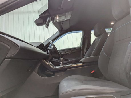 Land Rover Range Rover Evoque 2.0 Range Rover Evoque R-Dynamic D 4x2 5dr 58