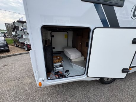 Benimar Tessoro T861 Rear Garage 7