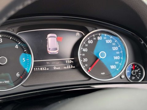 Volkswagen Touareg 3.0 Touareg V6 R-Line TDI BlueMotion Technology Auto 4WD 5dr 11