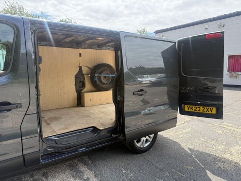 Renault Trafic SL28 SPORT DCI 29