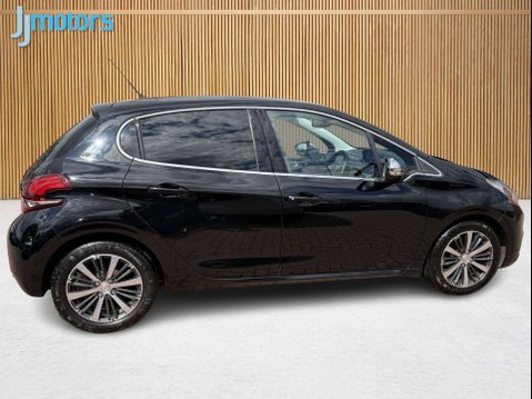 Peugeot 208 1.2 208 Allure 5dr 19