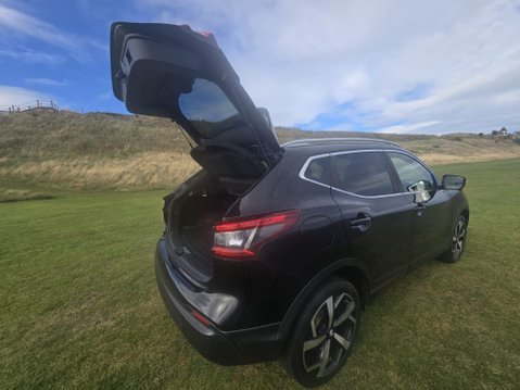 Nissan Qashqai 1.5 dCi Tekna Euro 6 (s/s) 5dr 11