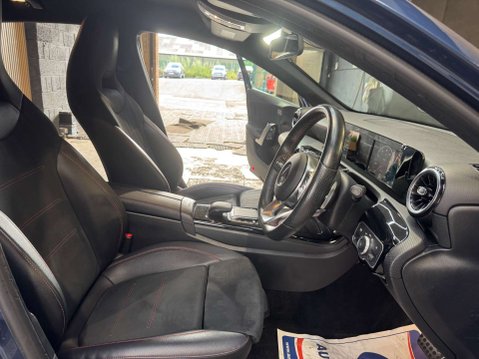Mercedes-Benz A Class 1.3 A 200 AMG Line Auto 5dr 43