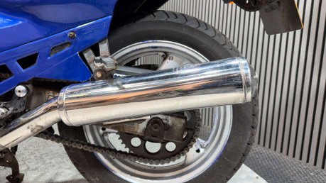 Suzuki GSX GSXF 600 1994 ONLY 26K RUNNING PROJECT CLASSIC BIKE 600CC 6