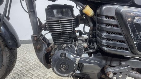 Hanway Raw 2018 22K CAFE RACER PROJECT BIKE SPARES OR REPAIR 125CC LEARNER BIKE 26