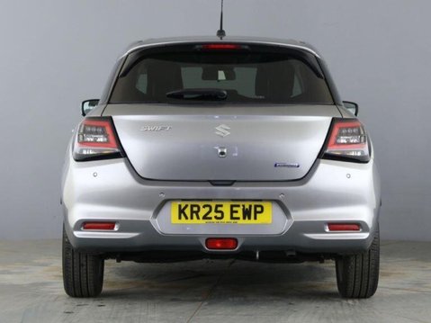 Suzuki Swift ULTRA 6