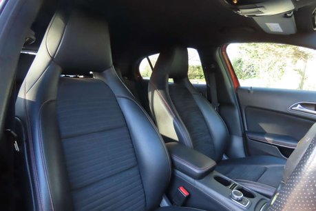 Mercedes-Benz GLA 1.6 GLA200 AMG Line (Premium) 7G-DCT Euro 6 (s/s) 5dr 9