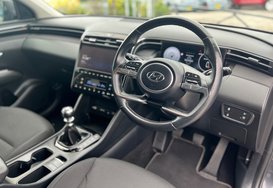 Hyundai TUCSON T-GDI PREMIUM 12