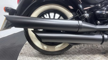 Suzuki Intruder 800 VL 2015 26K CUSTOM LOOKS MOT SERVICED CRUISER BIKE 800CC A2 36