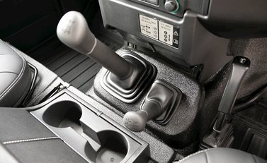 Land Rover Defender 90 TD XS Station Wagon 20